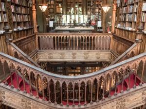 Lello, uma das mais belas livrarias do mundo