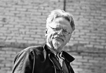 Exílio e assassinato de um revolucionário