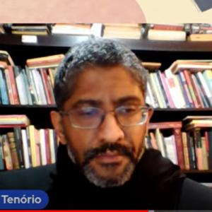 Redes sociais e transversalidade: como aproximar os jovens da leitura literária?
