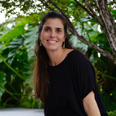 O afeto pela infância de Patricia Auerbach e seus objetos brincantes